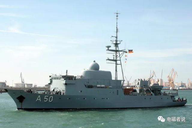 德國海軍“歐斯特”級電子偵察艦
