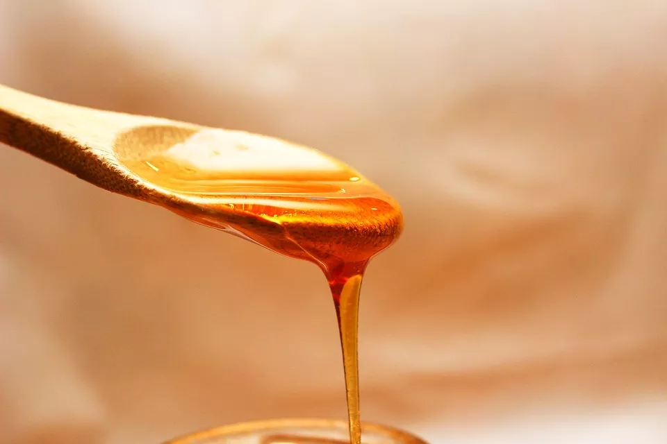 喝蜂蜜能预防蛀牙？事实又是什么? 