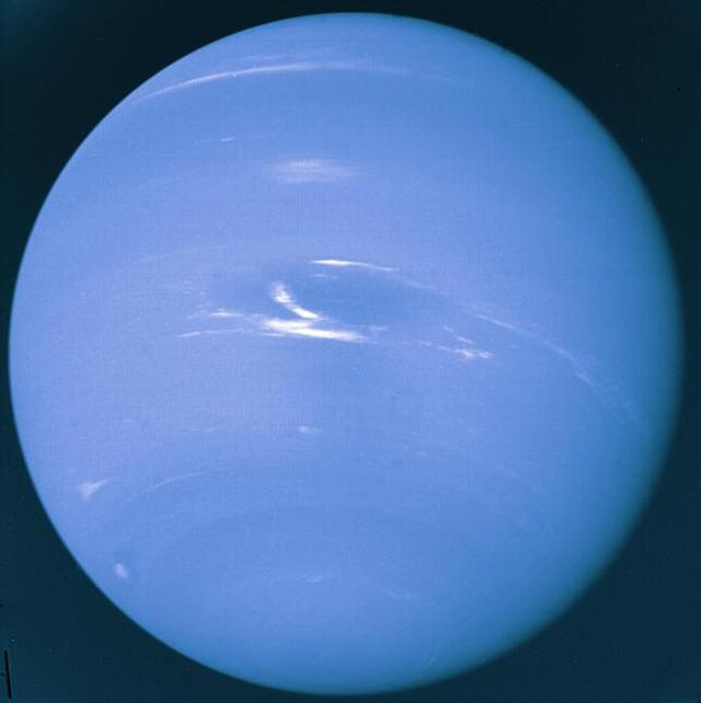 不要被海王星迷惑了，其實太陽系中最厲害的風暴就隱藏在這里