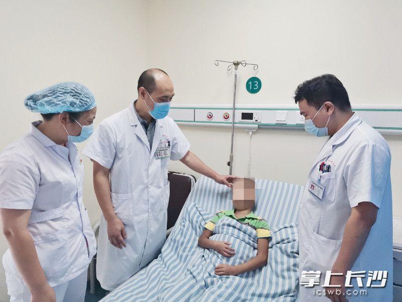 湖南9歲男孩腦袋里長“葡萄”！這個病激動不得