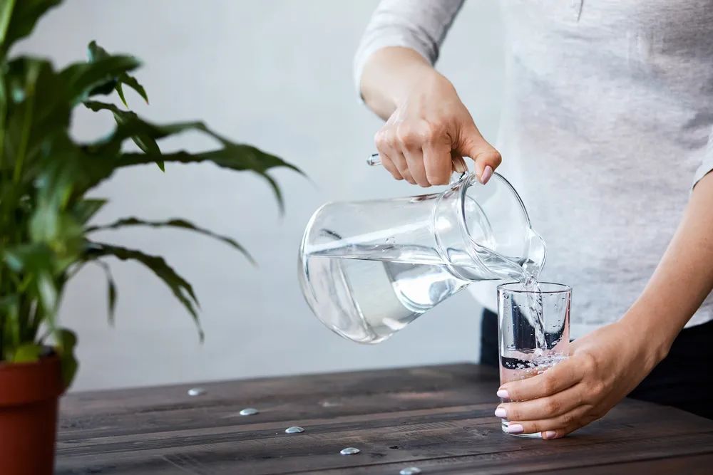 身体感觉渴了才应该喝水吗？