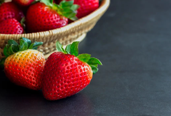 草莓上的农药会影响健康？