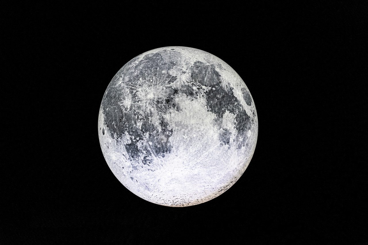 嫦娥四号首次登陆月背，开启科学探索之旅_月球