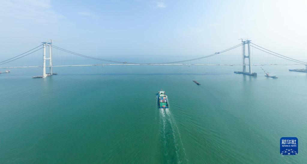 创下多项“世界之最”！世界最高全飘浮伶仃洋大桥成功合龙