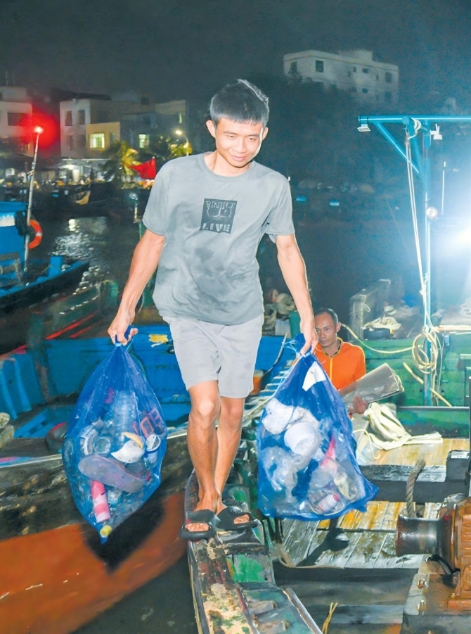 从&ldquo;新渔夫&rdquo;到&ldquo;新市民&rdquo;：海口探索海洋塑料污染多元共治新模式